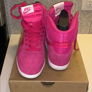 Woman’s Dink Sky Hi Mesh sneakers